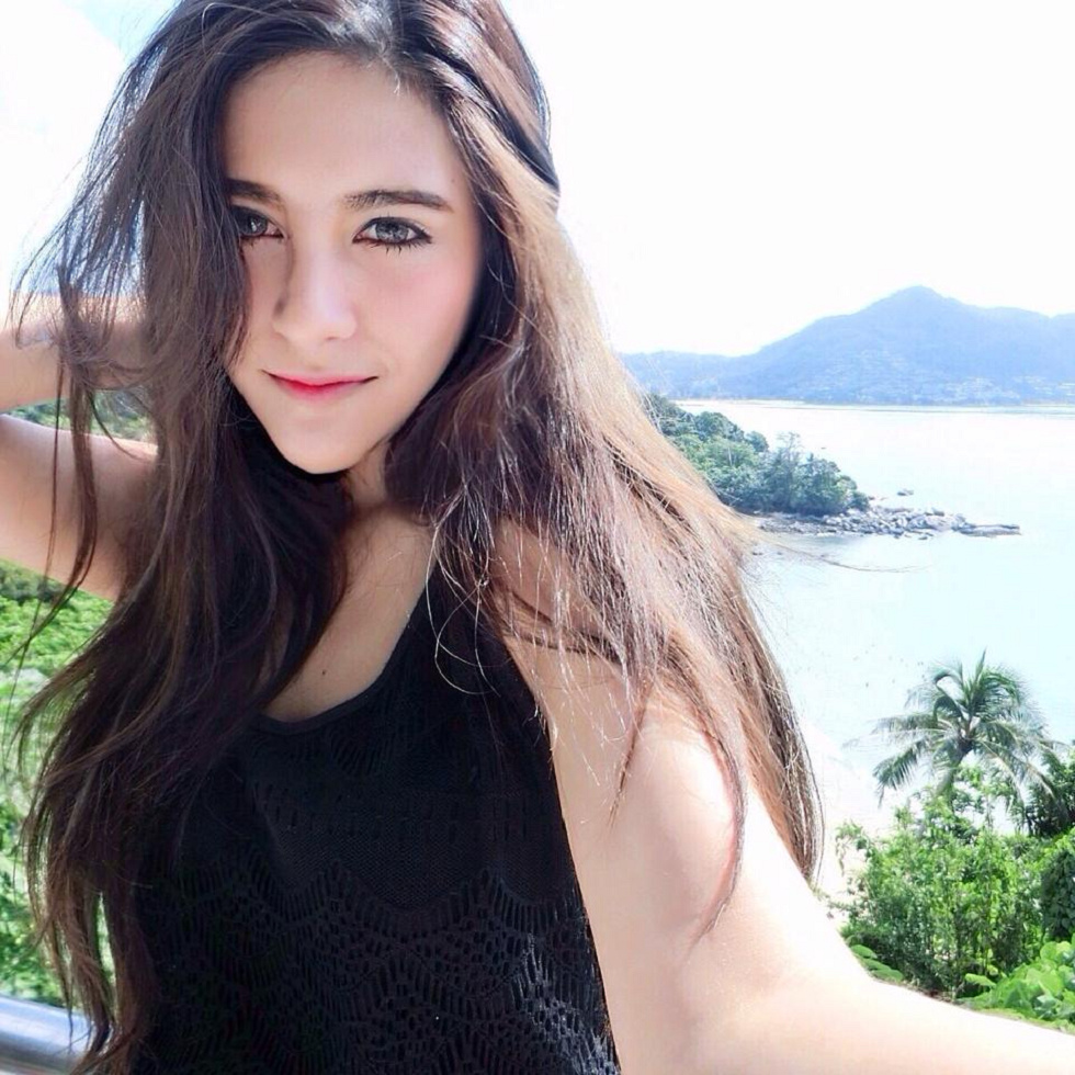 泰国混血美女Kingkaew Karnthiang颜值逆天性感迷人写真41P