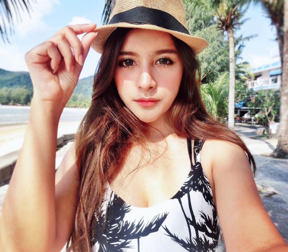 泰国混血美女Kingkaew Karnthiang颜值逆天性感迷人写真41P