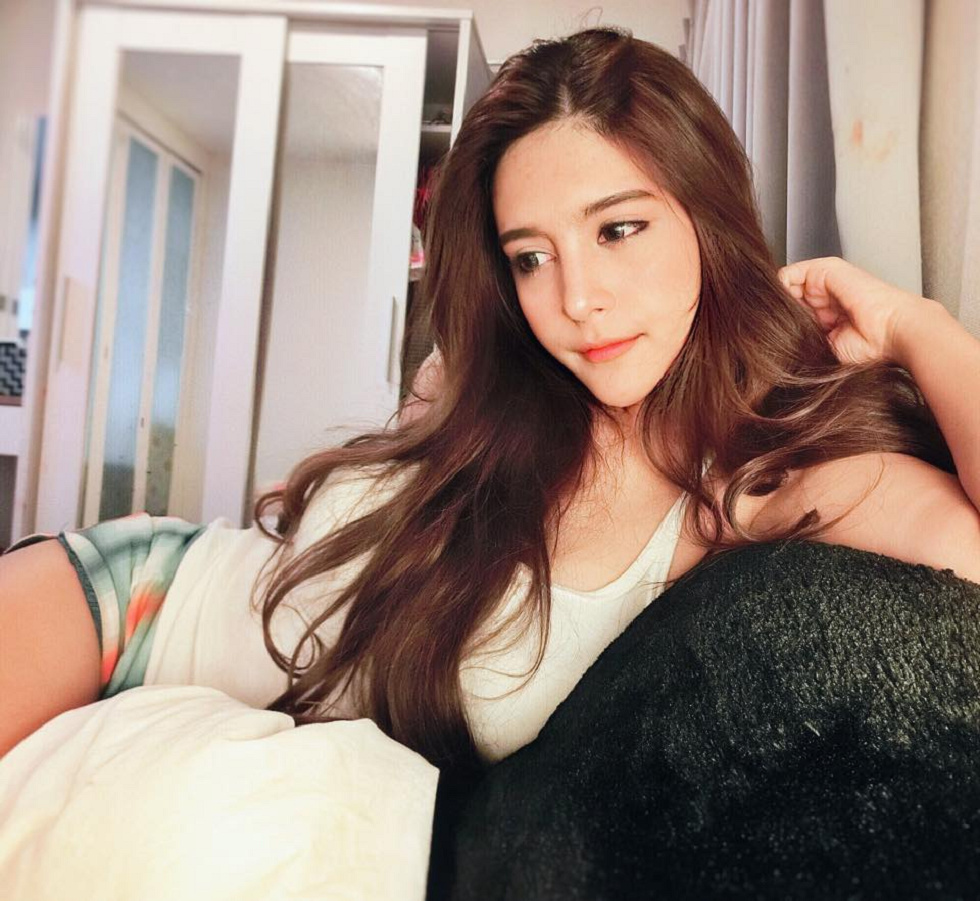 泰国混血美女Kingkaew Karnthiang颜值逆天性感迷人写真41P