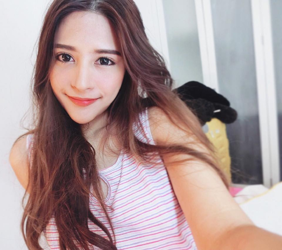 泰国混血美女Kingkaew Karnthiang颜值逆天性感迷人写真41P