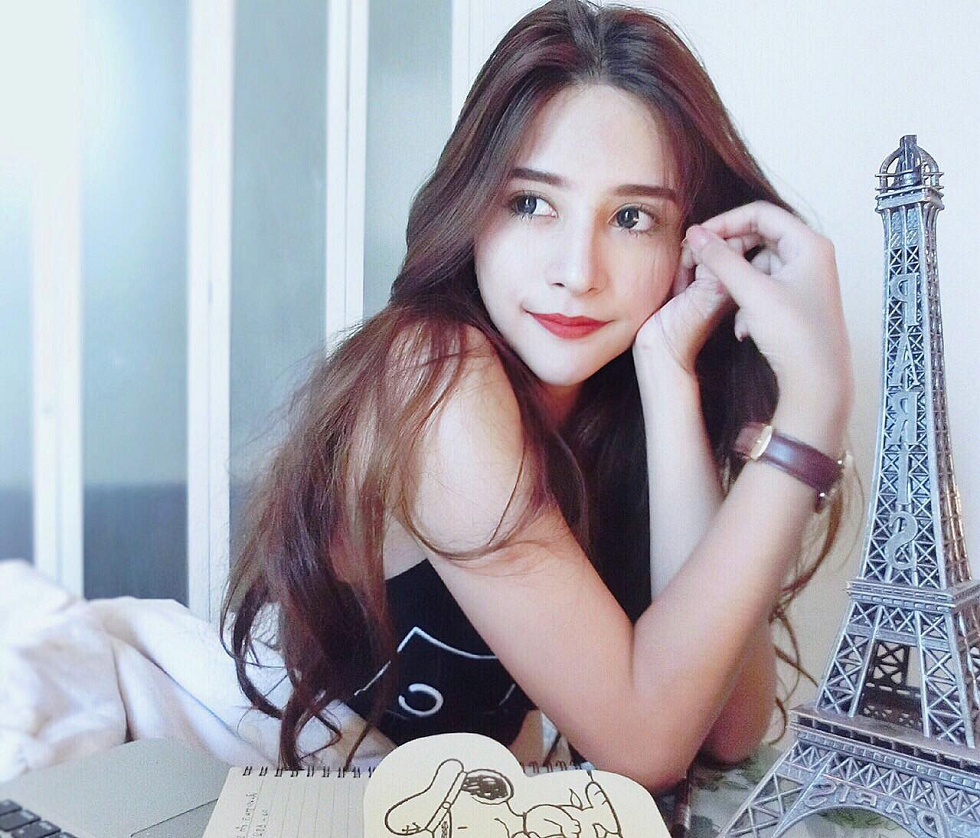 泰国混血美女Kingkaew Karnthiang颜值逆天性感迷人写真41P