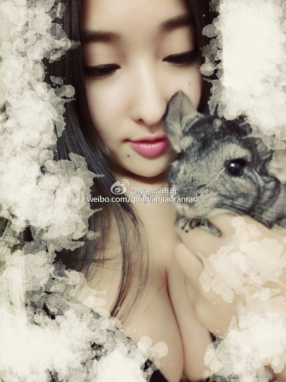 乳神美女主播秦勉叫冉冉超级豪乳妩媚诱惑写真34P