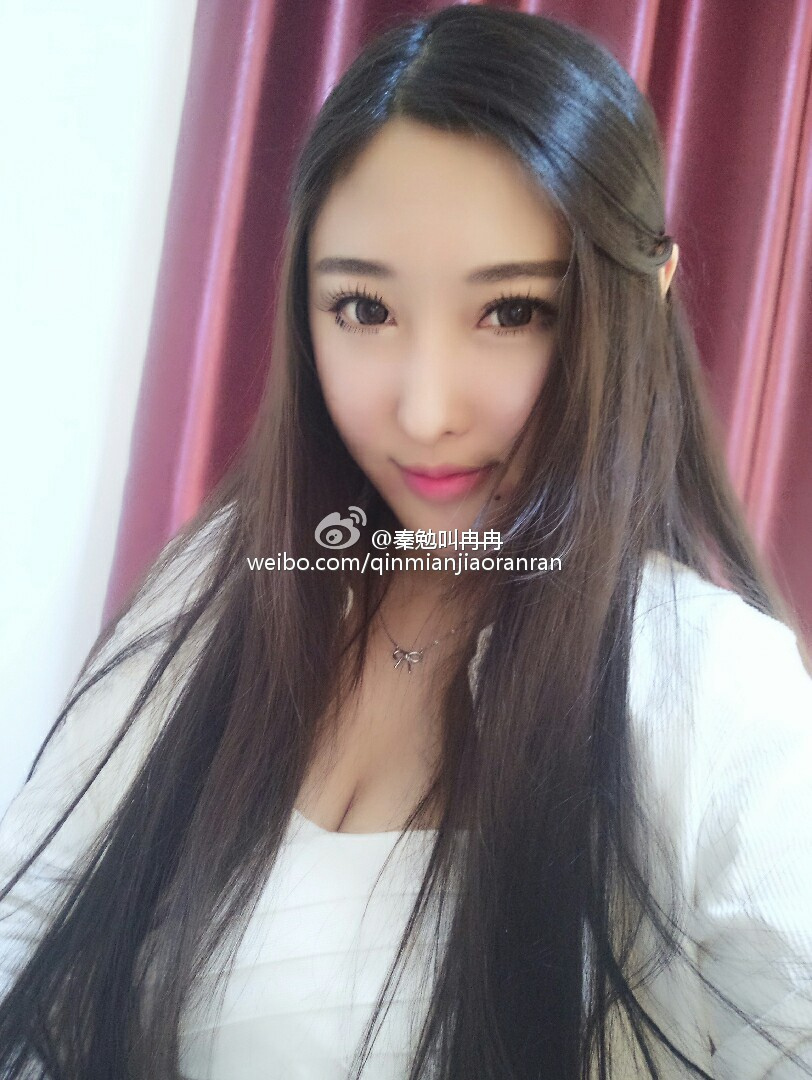 乳神美女主播秦勉叫冉冉超级豪乳妩媚诱惑写真34P