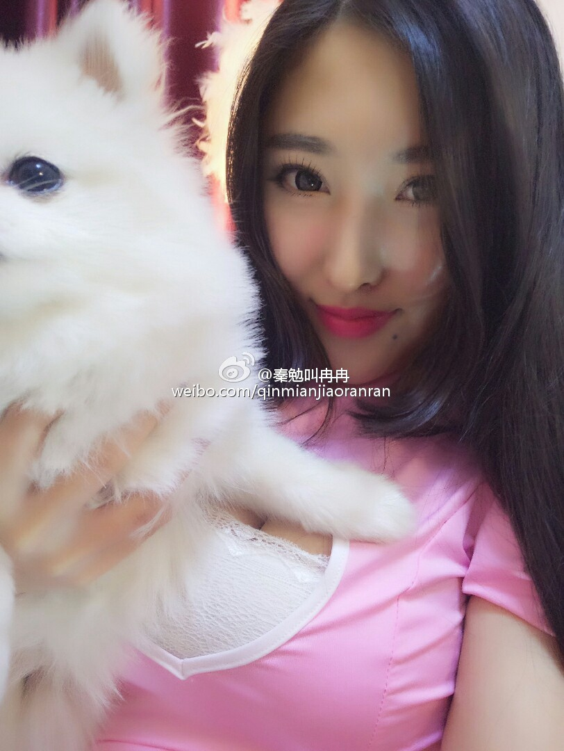 乳神美女主播秦勉叫冉冉超级豪乳妩媚诱惑写真34P