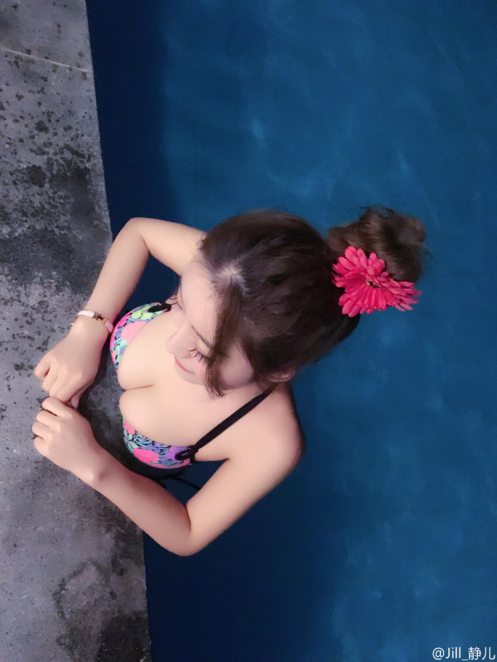 嫩模夏静jolie靓丽容颜性感美胸微博海量写真333P