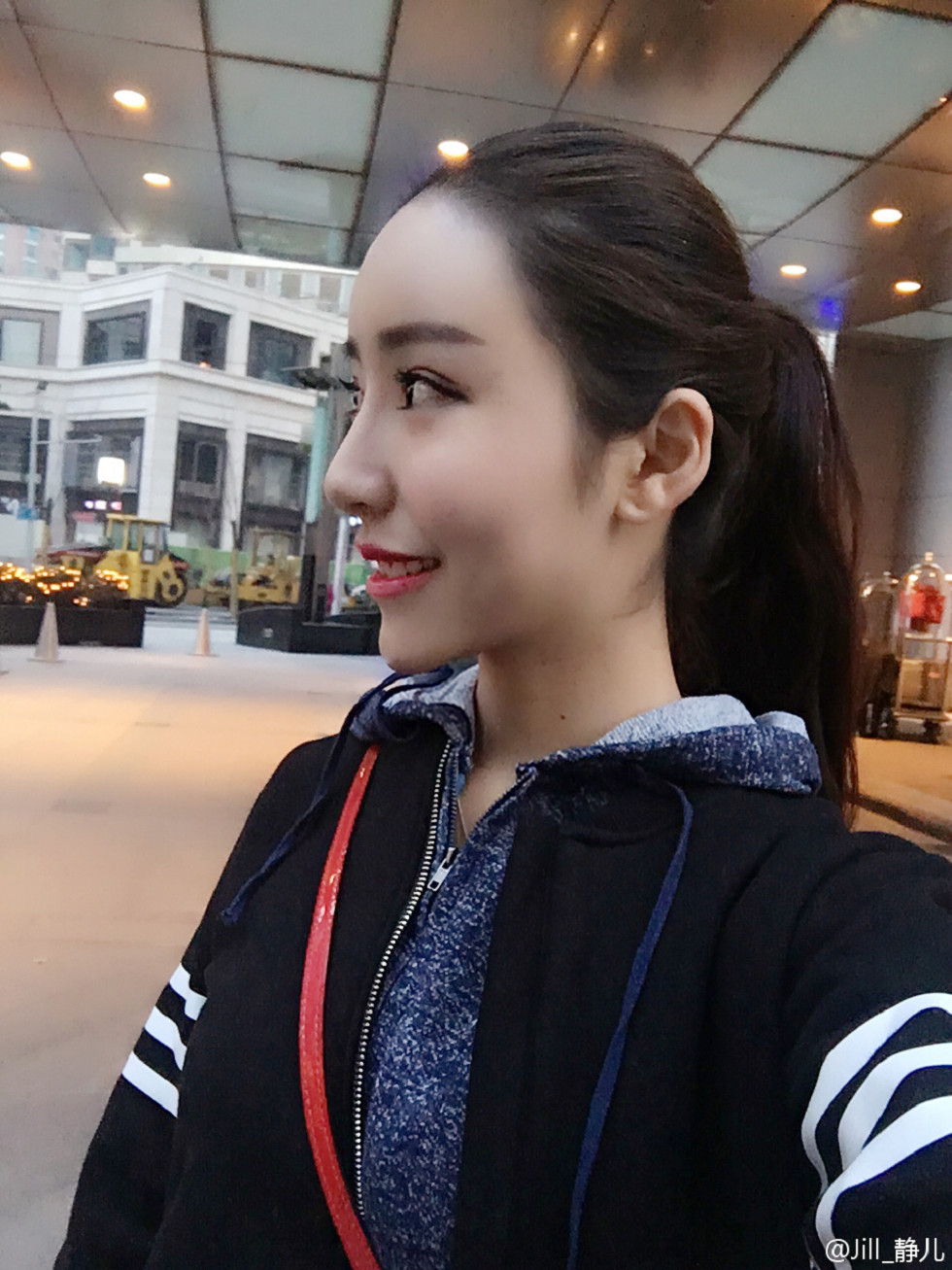 嫩模夏静jolie靓丽容颜性感美胸微博海量写真333P