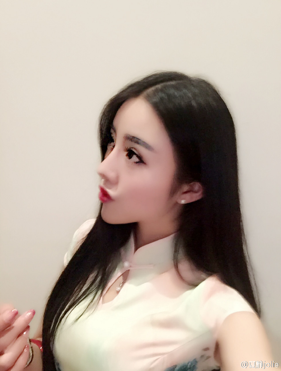 嫩模夏静jolie靓丽容颜性感美胸微博海量写真333P