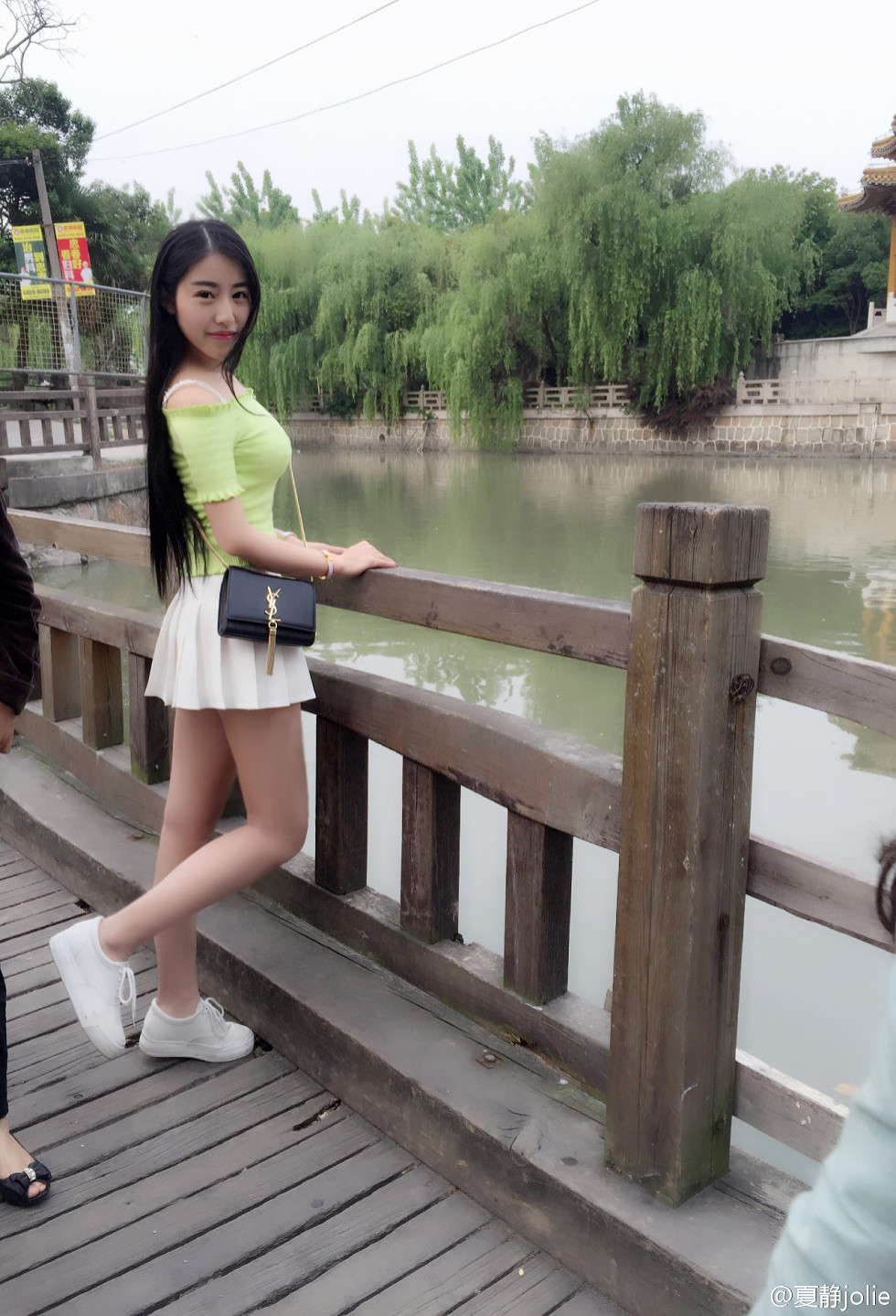 嫩模夏静jolie靓丽容颜性感美胸微博海量写真333P