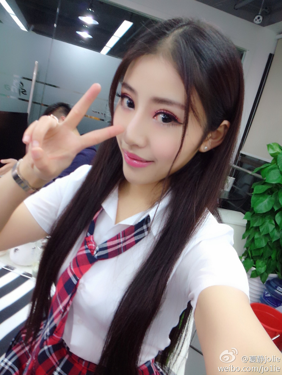 嫩模夏静jolie靓丽容颜性感美胸微博海量写真333P