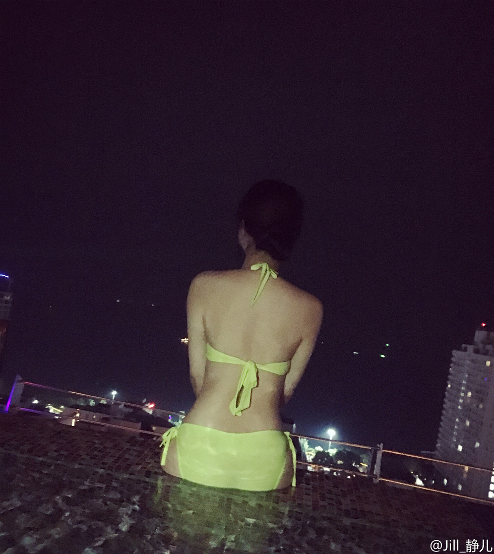 嫩模夏静jolie靓丽容颜性感美胸微博海量写真333P