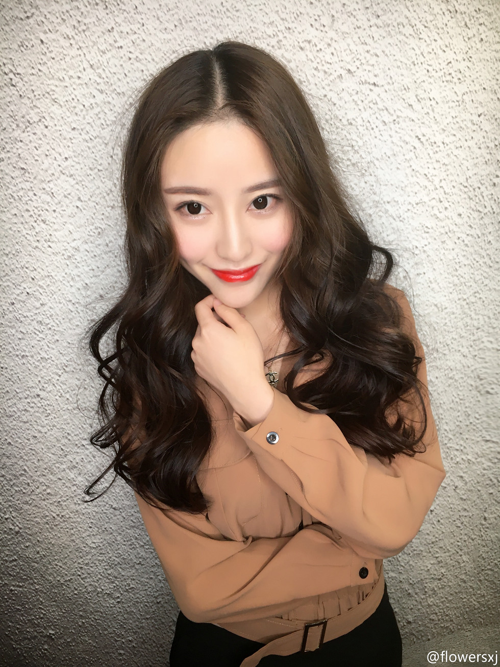 嫩模夏静jolie靓丽容颜性感美胸微博海量写真333P