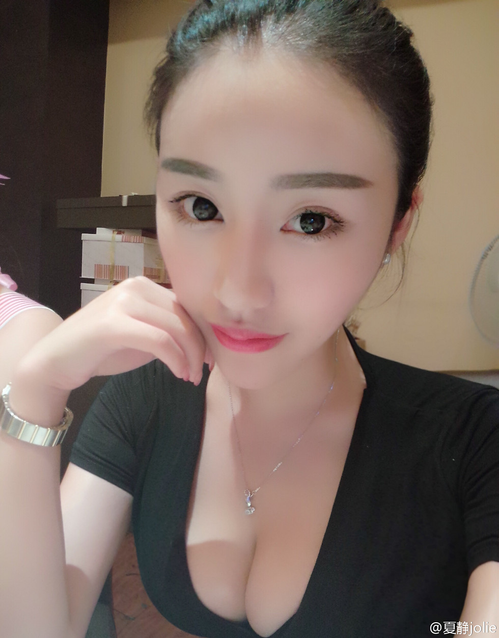 嫩模夏静jolie靓丽容颜性感美胸微博海量写真333P