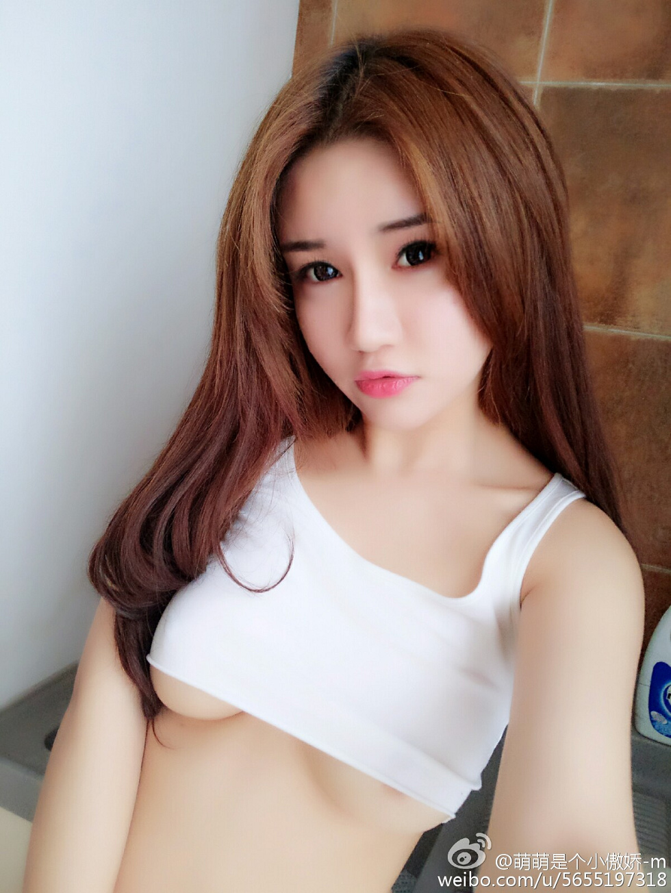 大乳妹子K8傲娇萌萌大尺度微博海量诱惑写真207P