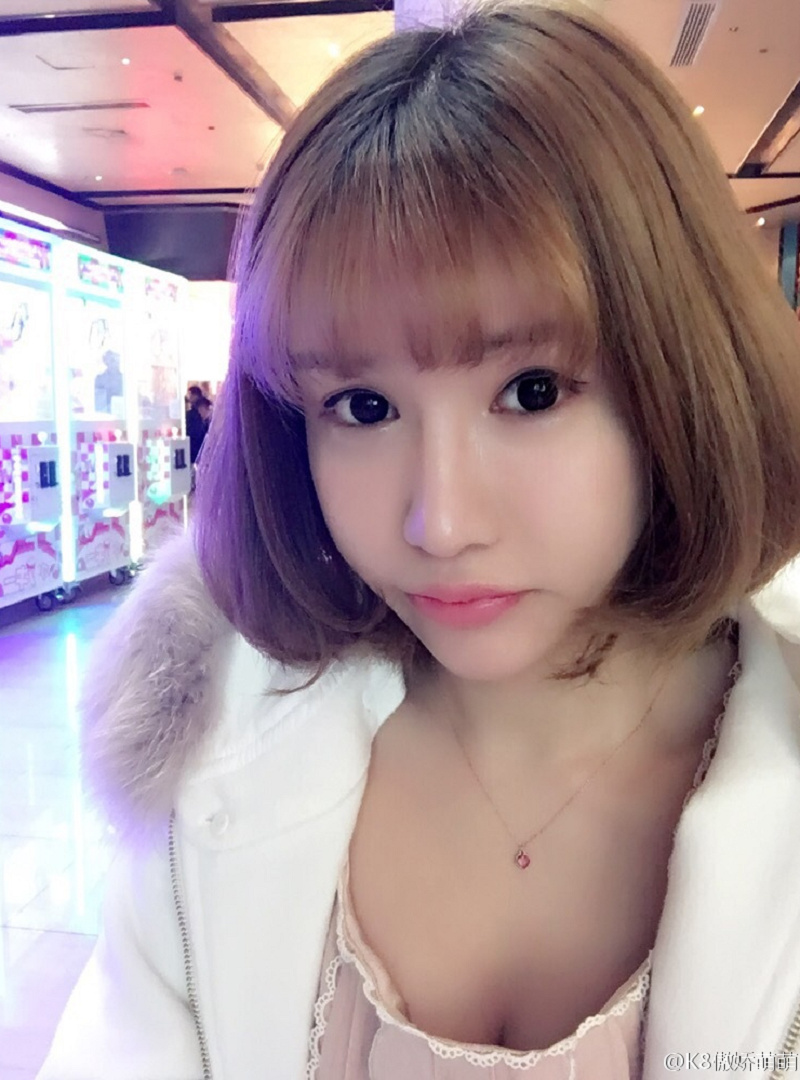 大乳妹子K8傲娇萌萌大尺度微博海量诱惑写真207P