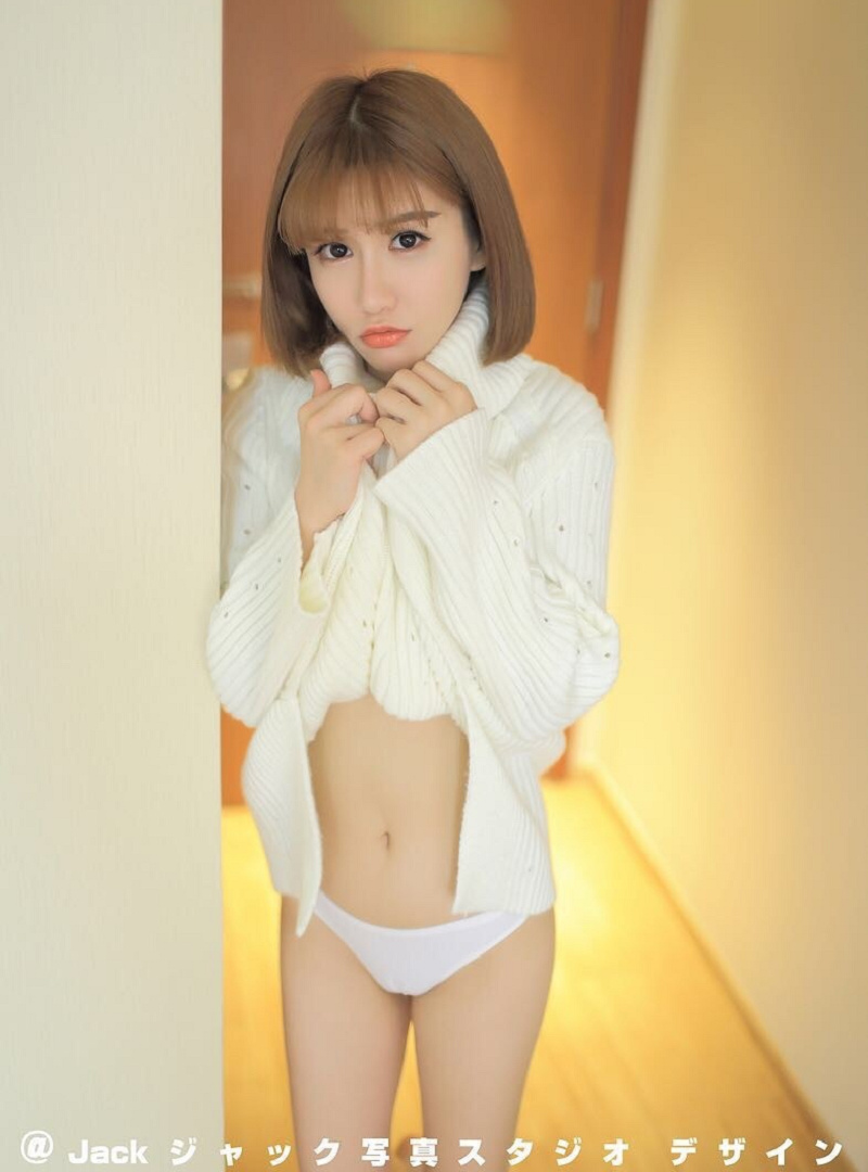 大乳妹子K8傲娇萌萌大尺度微博海量诱惑写真207P