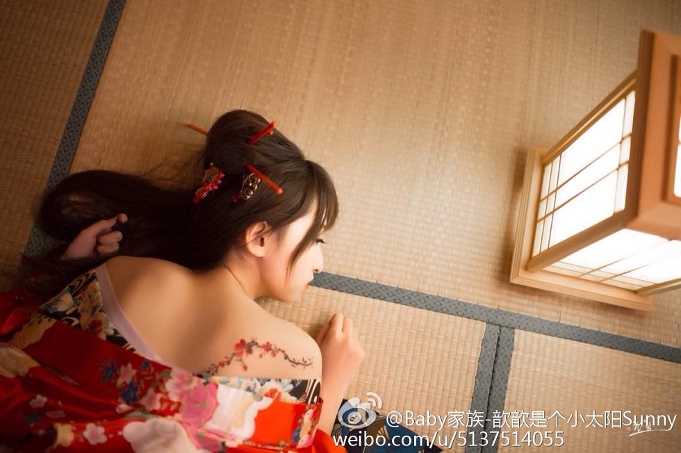 电眼嫩模刘郁歆超性感情趣内衣Cosplay系列童颜巨乳写真59P