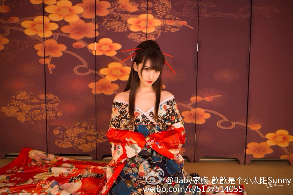 电眼嫩模刘郁歆超性感情趣内衣Cosplay系列童颜巨乳写真59P