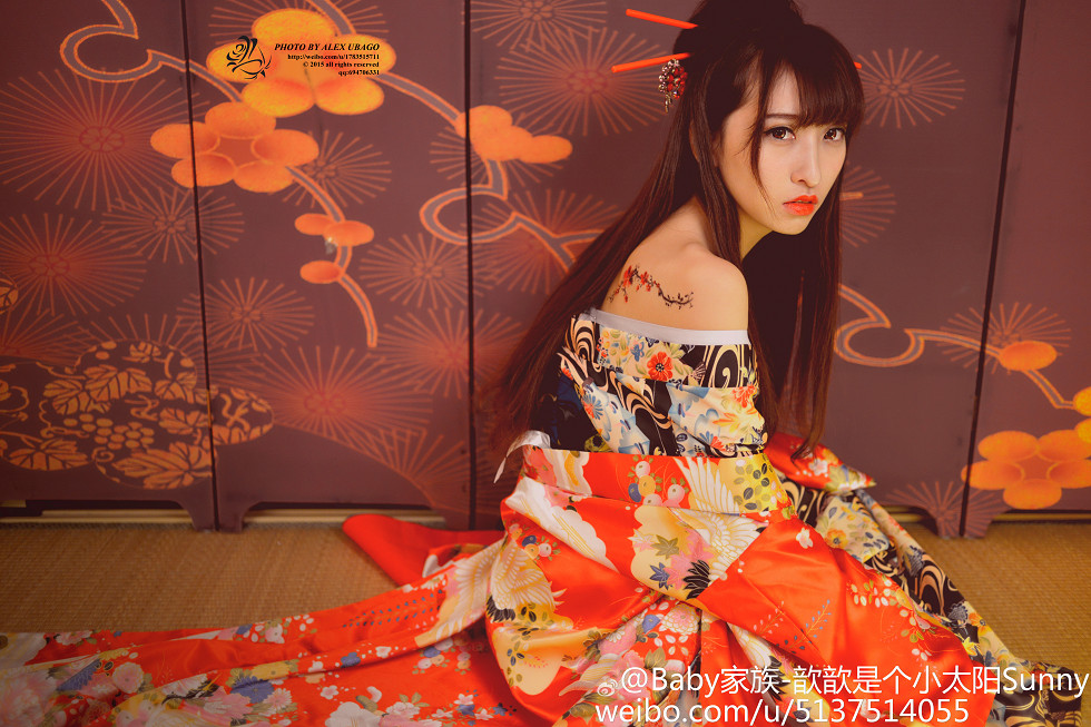 电眼嫩模刘郁歆超性感情趣内衣Cosplay系列童颜巨乳写真59P