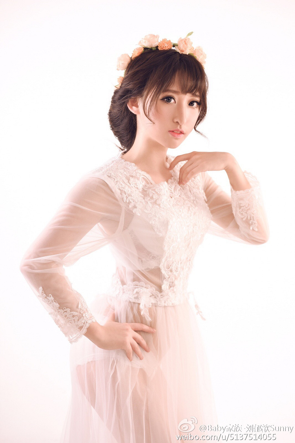 电眼嫩模刘郁歆超性感情趣内衣Cosplay系列童颜巨乳写真59P