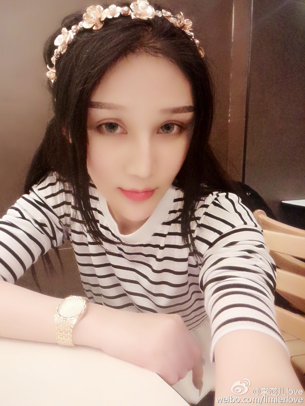 国产嫩模湿吻女神李宓儿高颜值大尺度美胸豪乳海量性感写真111P