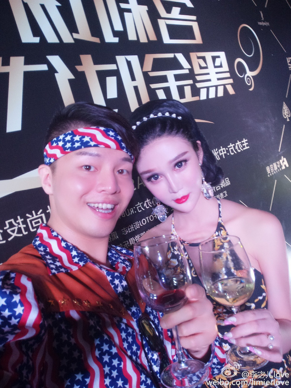 国产嫩模湿吻女神李宓儿高颜值大尺度美胸豪乳海量性感写真111P