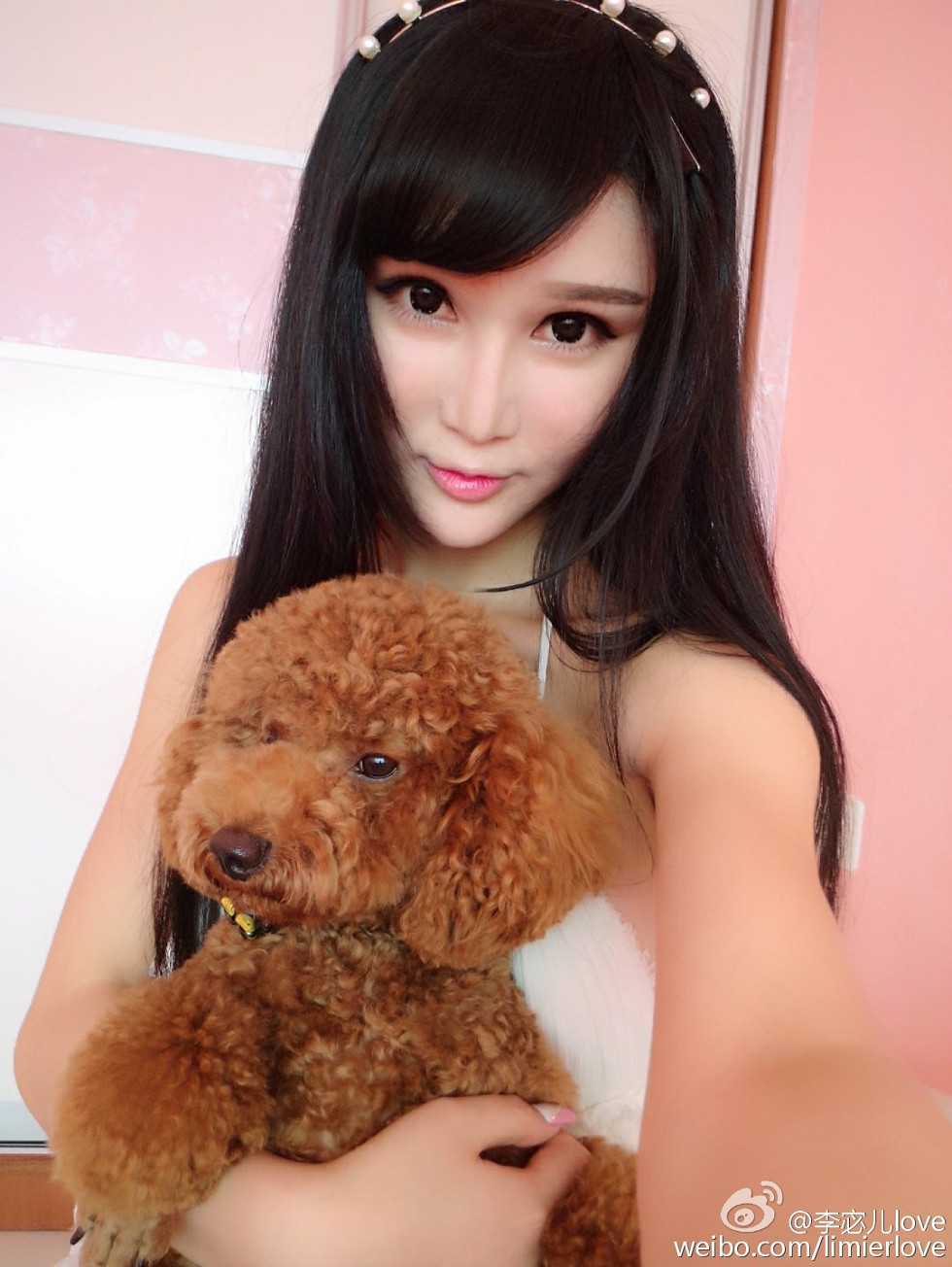 国产嫩模湿吻女神李宓儿高颜值大尺度美胸豪乳海量性感写真111P