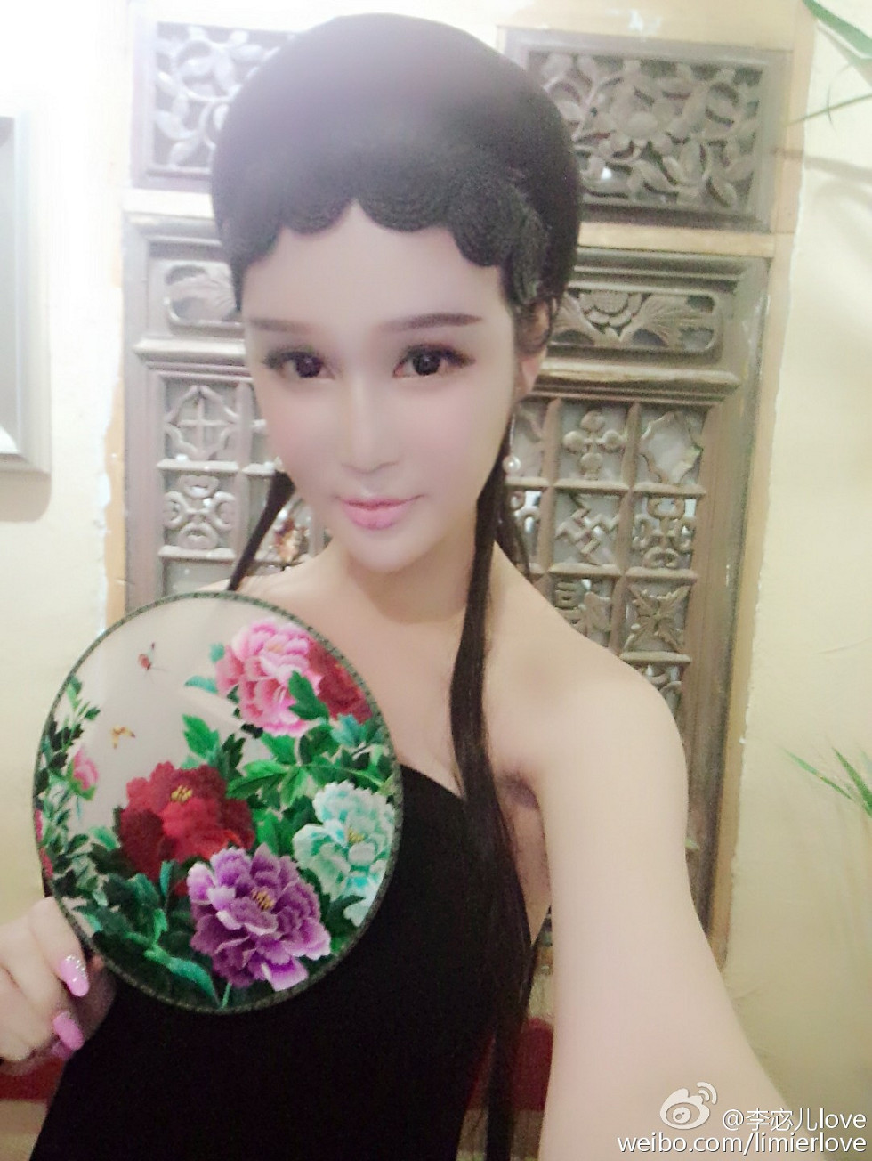 国产嫩模湿吻女神李宓儿高颜值大尺度美胸豪乳海量性感写真111P