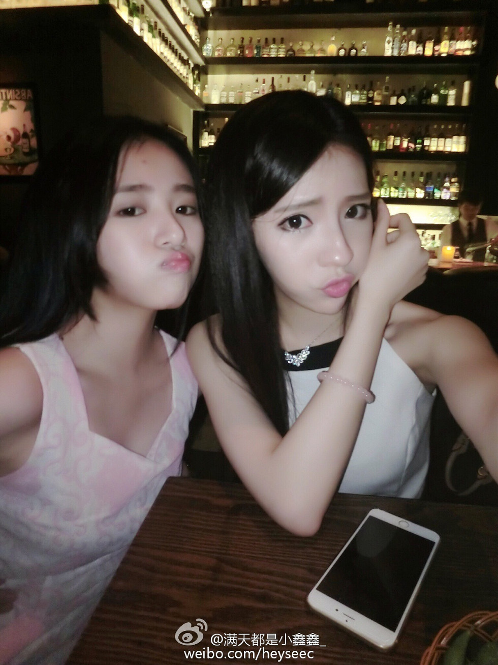 微博红人满天都是小鑫鑫海量微博性感清爽写真209P