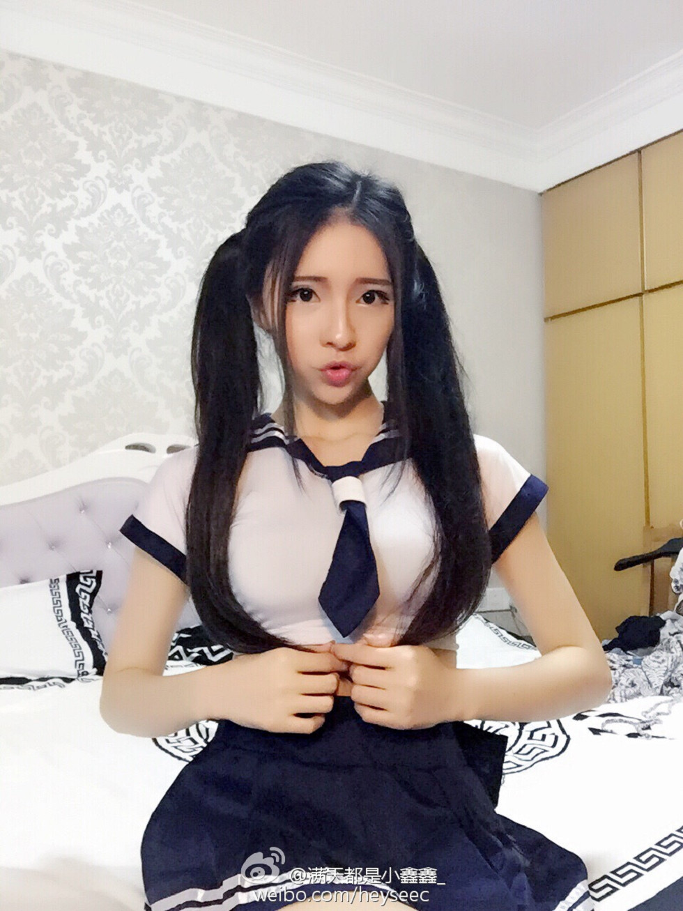 微博红人满天都是小鑫鑫海量微博性感清爽写真209P