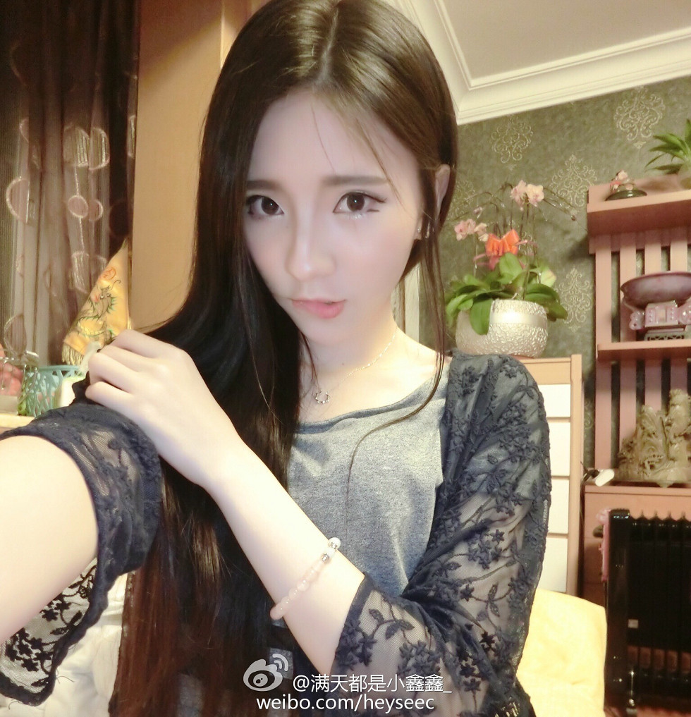 微博红人满天都是小鑫鑫海量微博性感清爽写真209P