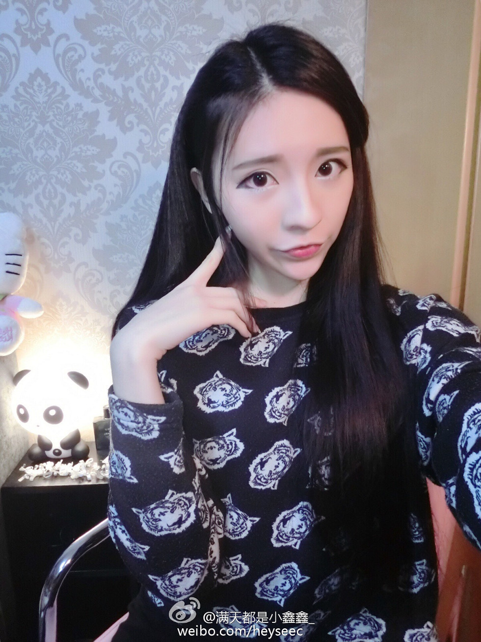 微博红人满天都是小鑫鑫海量微博性感清爽写真209P