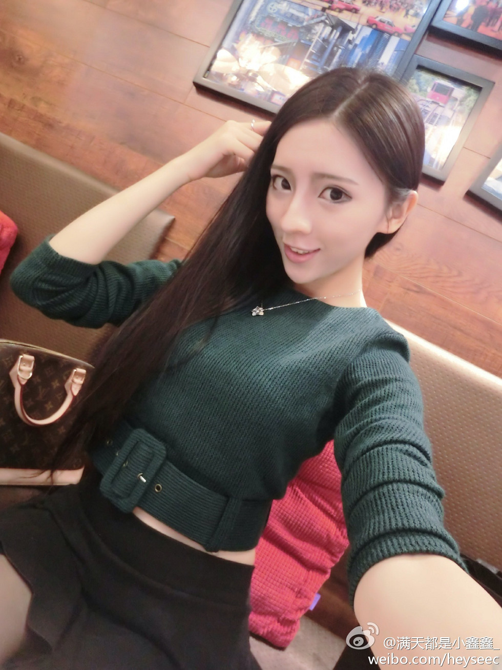 微博红人满天都是小鑫鑫海量微博性感清爽写真209P