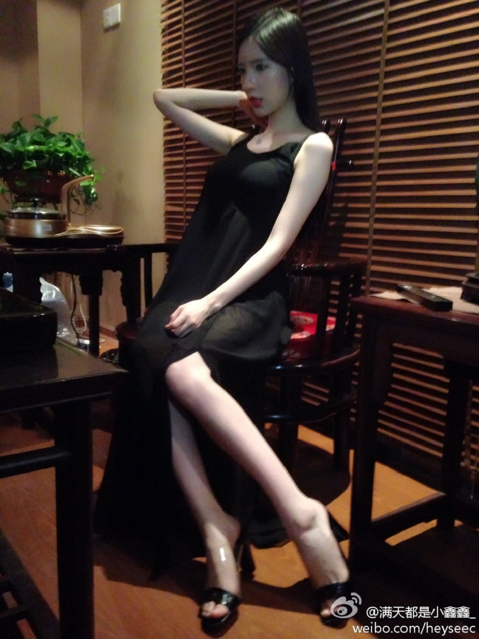 微博红人满天都是小鑫鑫海量微博性感清爽写真209P