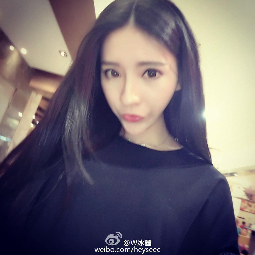 微博红人满天都是小鑫鑫海量微博性感清爽写真209P