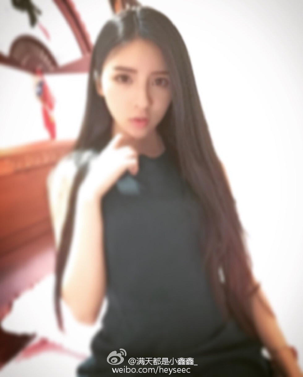 微博红人满天都是小鑫鑫海量微博性感清爽写真209P