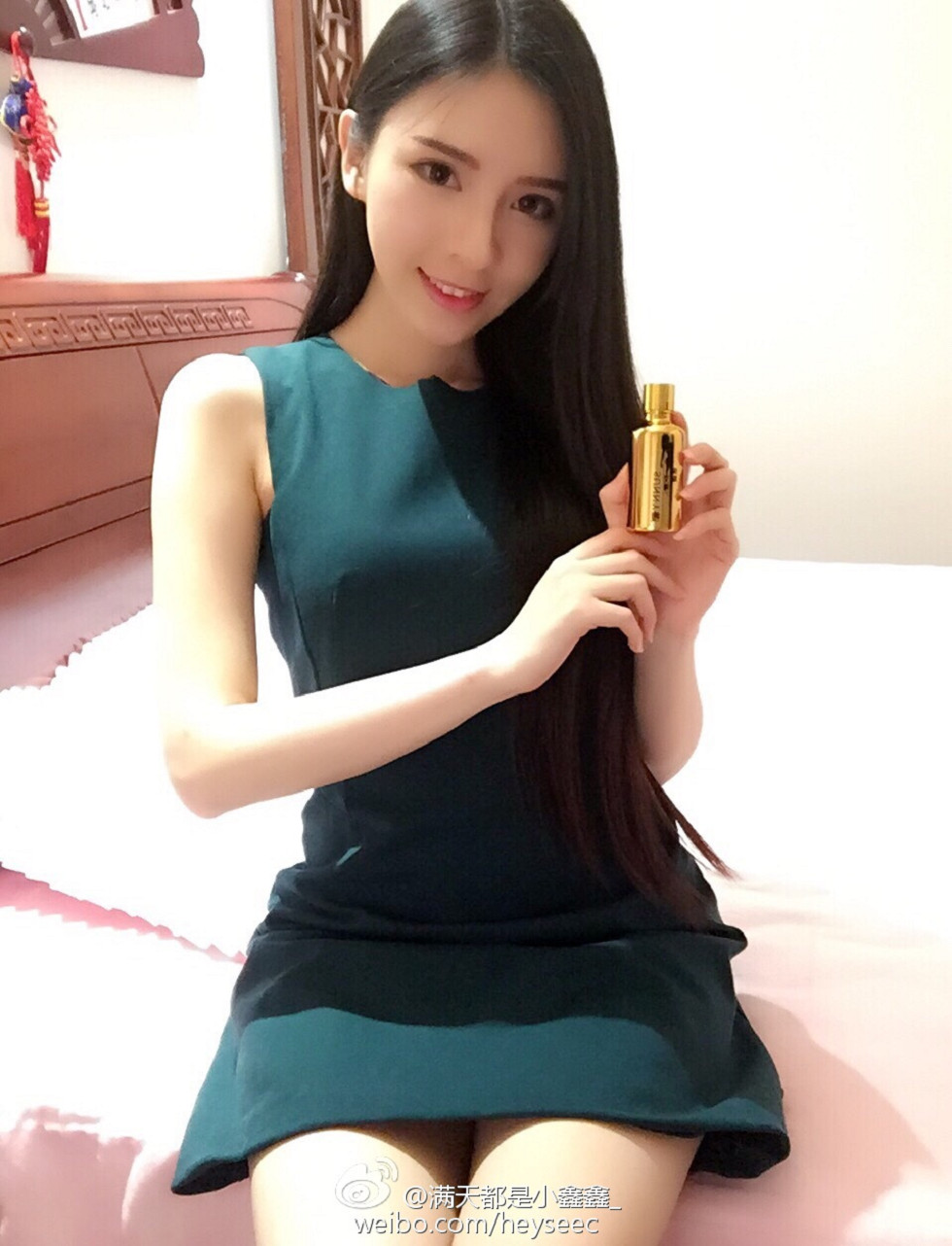 微博红人满天都是小鑫鑫海量微博性感清爽写真209P