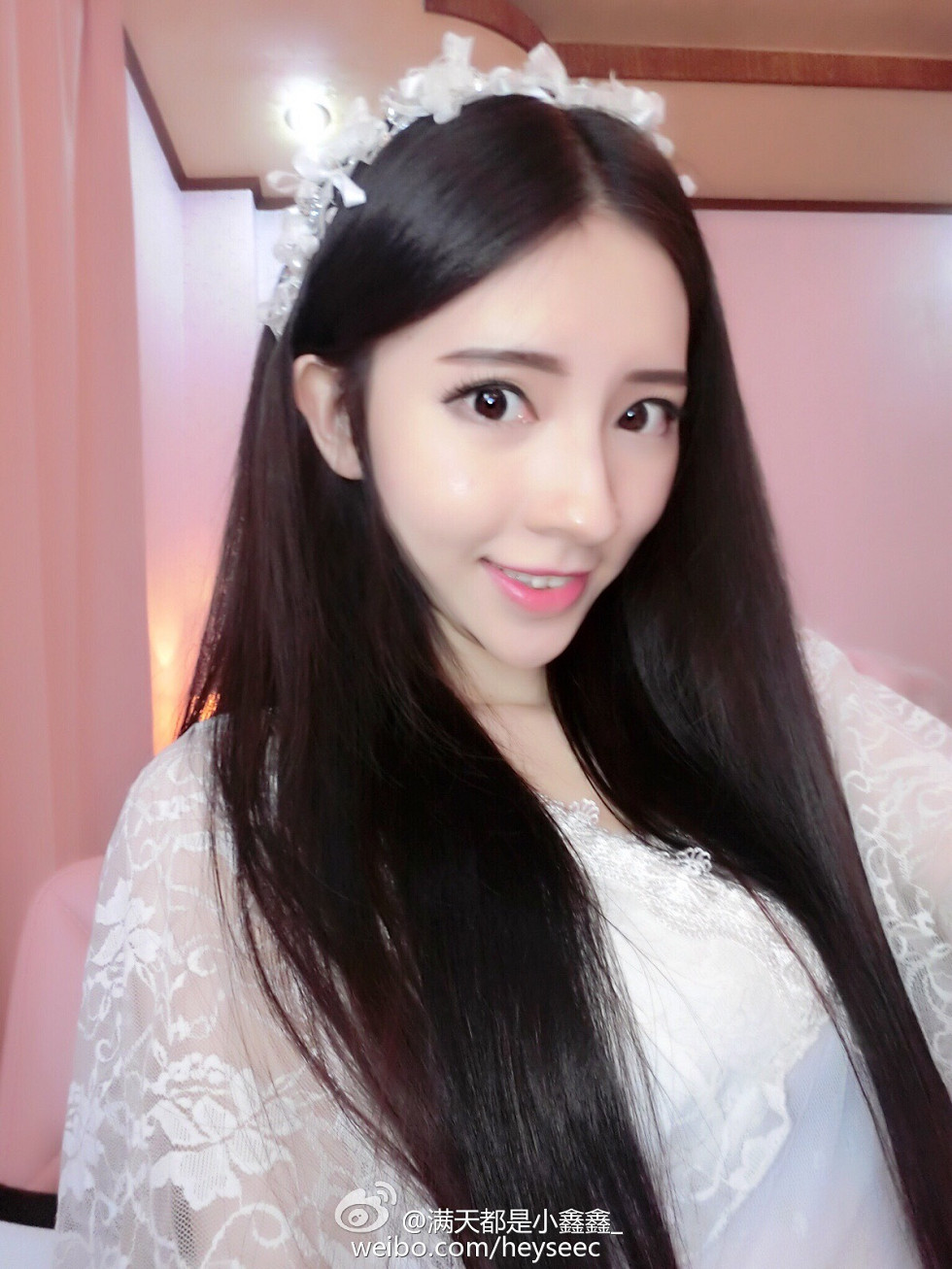微博红人满天都是小鑫鑫海量微博性感清爽写真209P