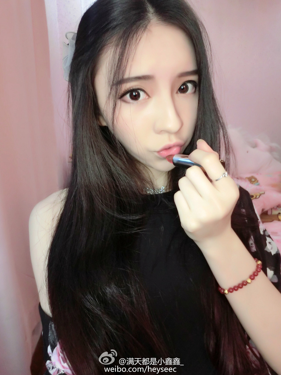 微博红人满天都是小鑫鑫海量微博性感清爽写真209P