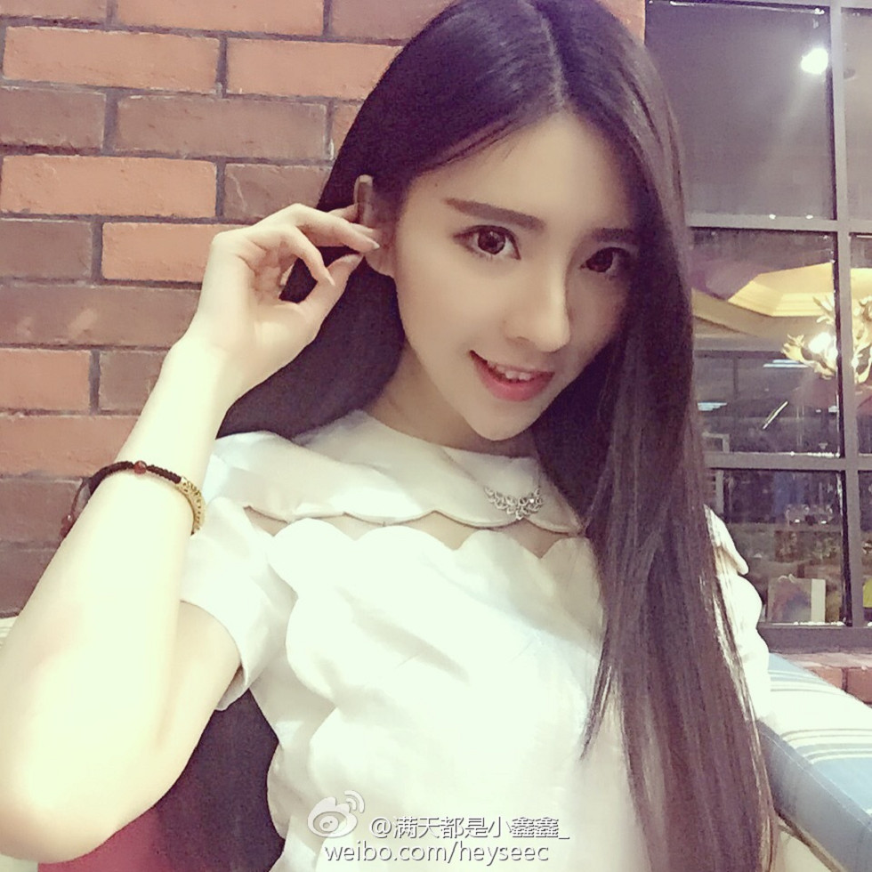 微博红人满天都是小鑫鑫海量微博性感清爽写真209P