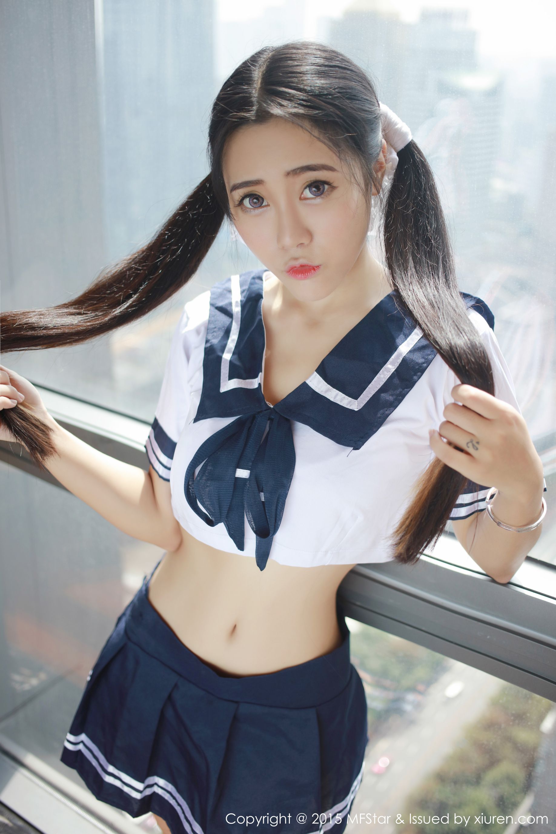 兜豆靓Youlina《3套性感制服系列》 [模范学院MFStar] Vol.032 写真集