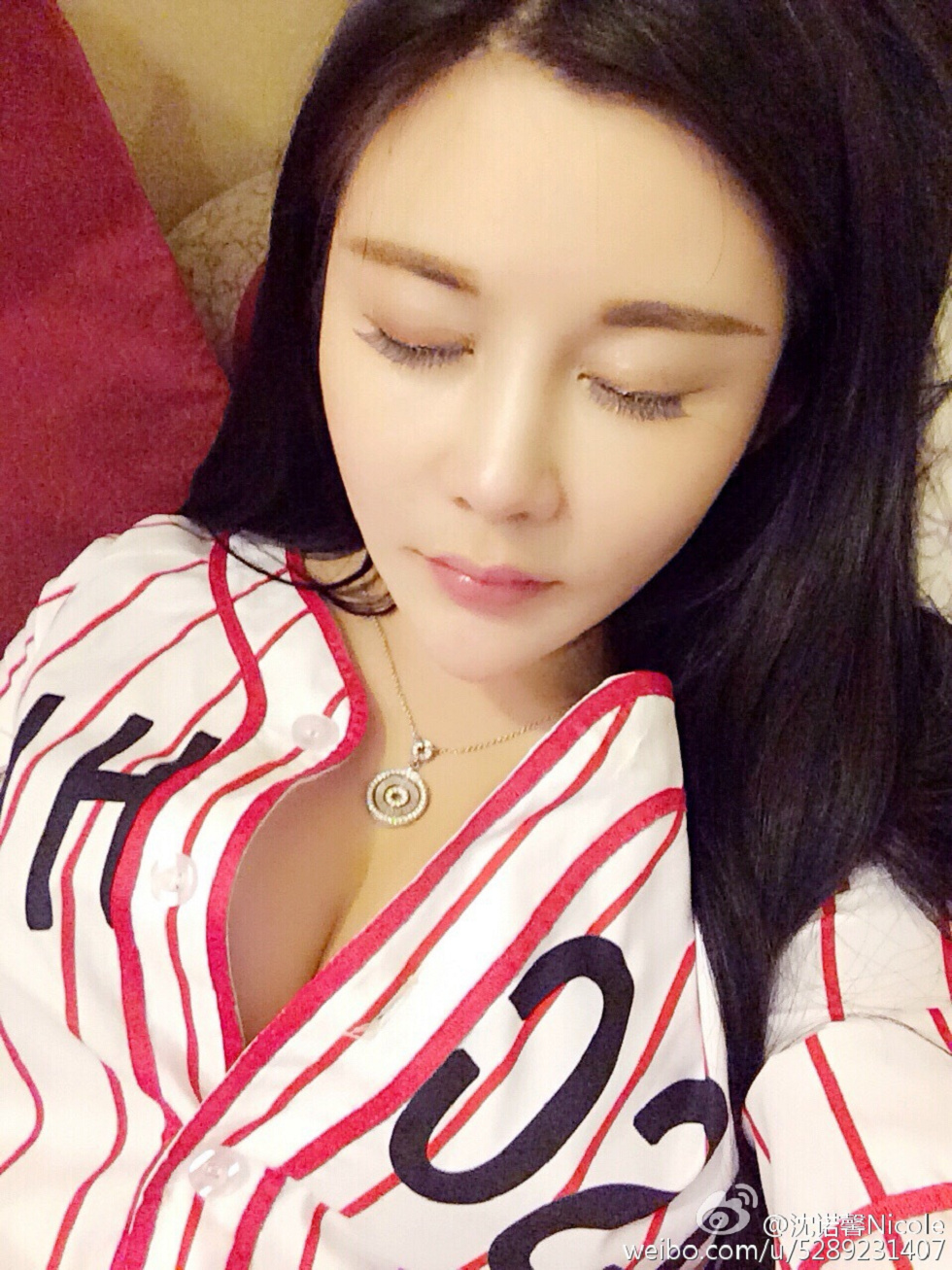 美女嫩模沈诺馨性感S曲线完美身材喷血微博海量写真225P