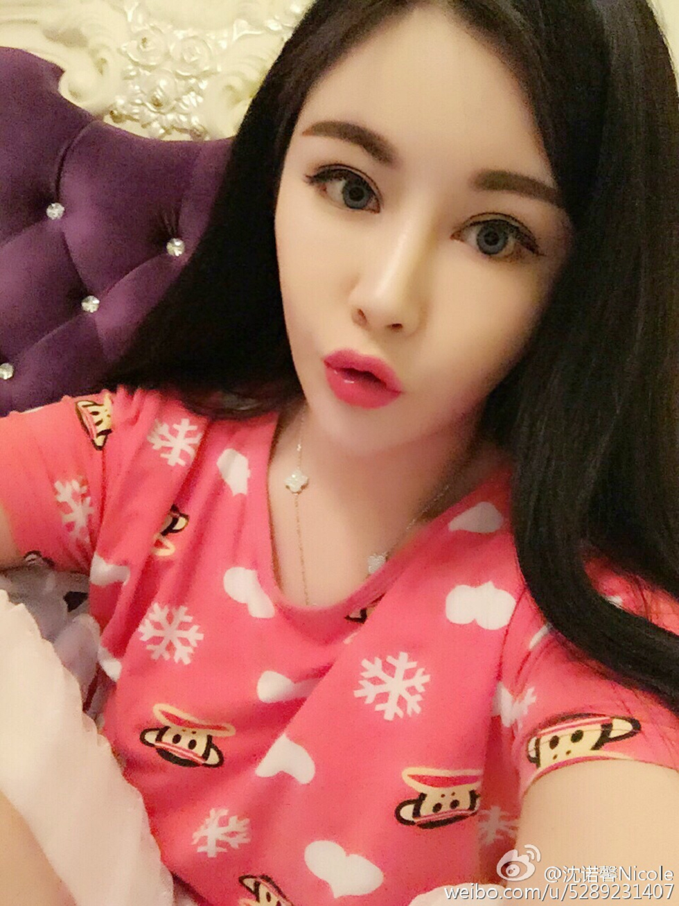 美女嫩模沈诺馨性感S曲线完美身材喷血微博海量写真225P