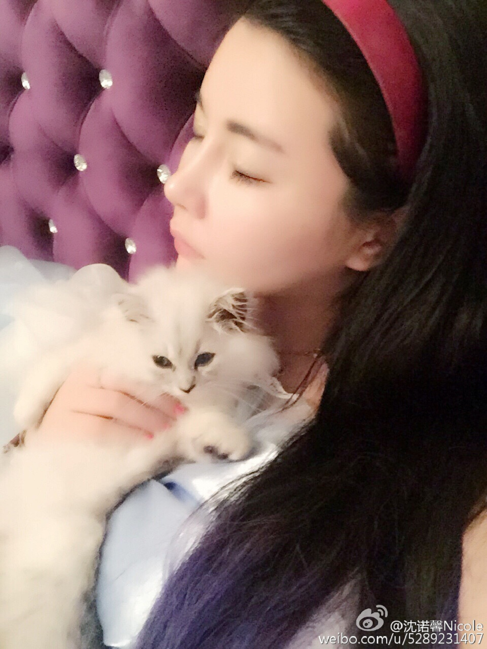 美女嫩模沈诺馨性感S曲线完美身材喷血微博海量写真225P