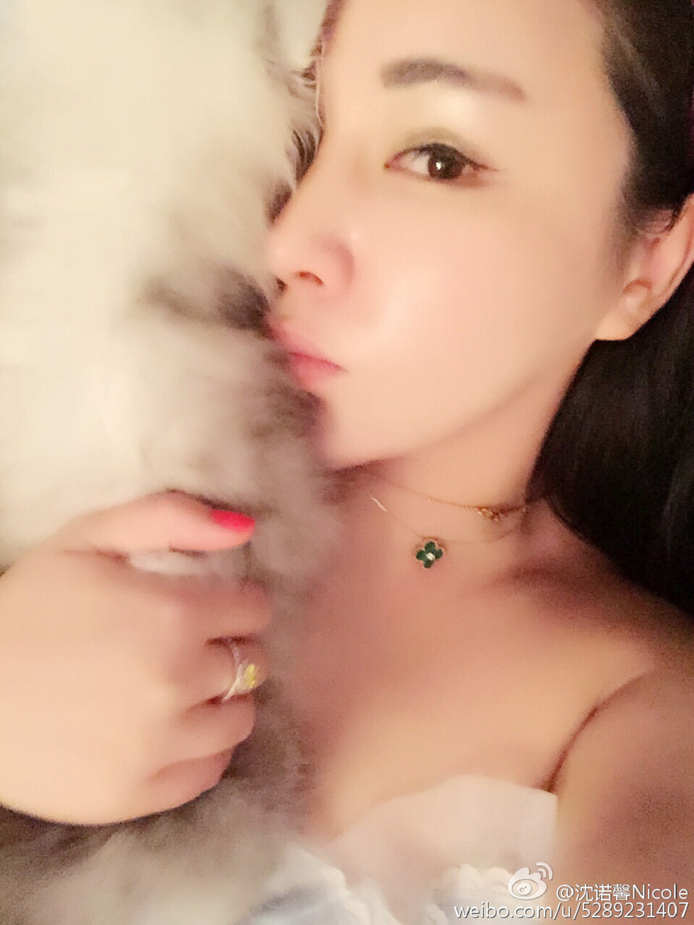 美女嫩模沈诺馨性感S曲线完美身材喷血微博海量写真225P