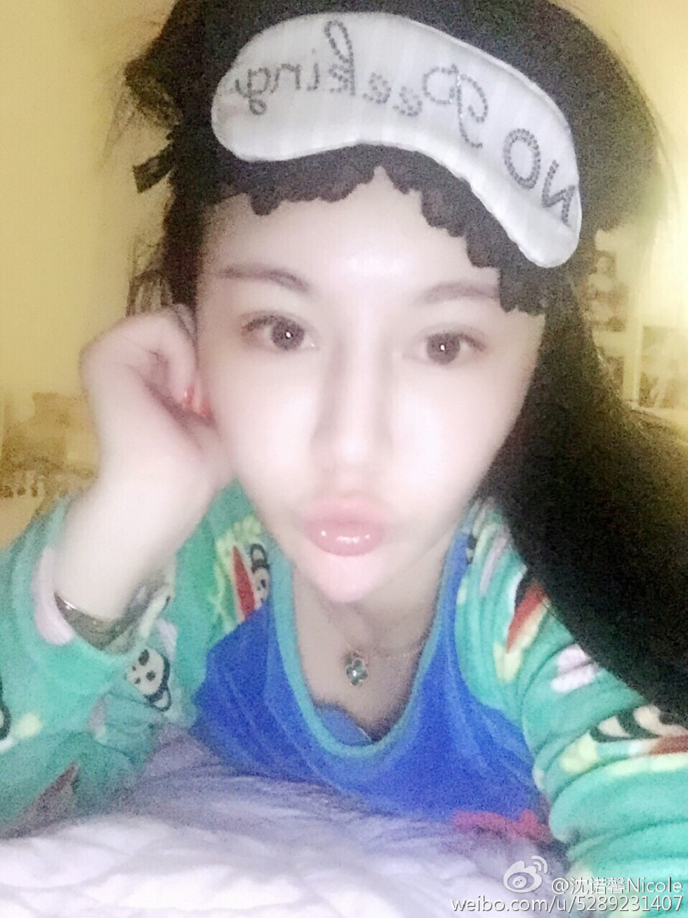 美女嫩模沈诺馨性感S曲线完美身材喷血微博海量写真225P