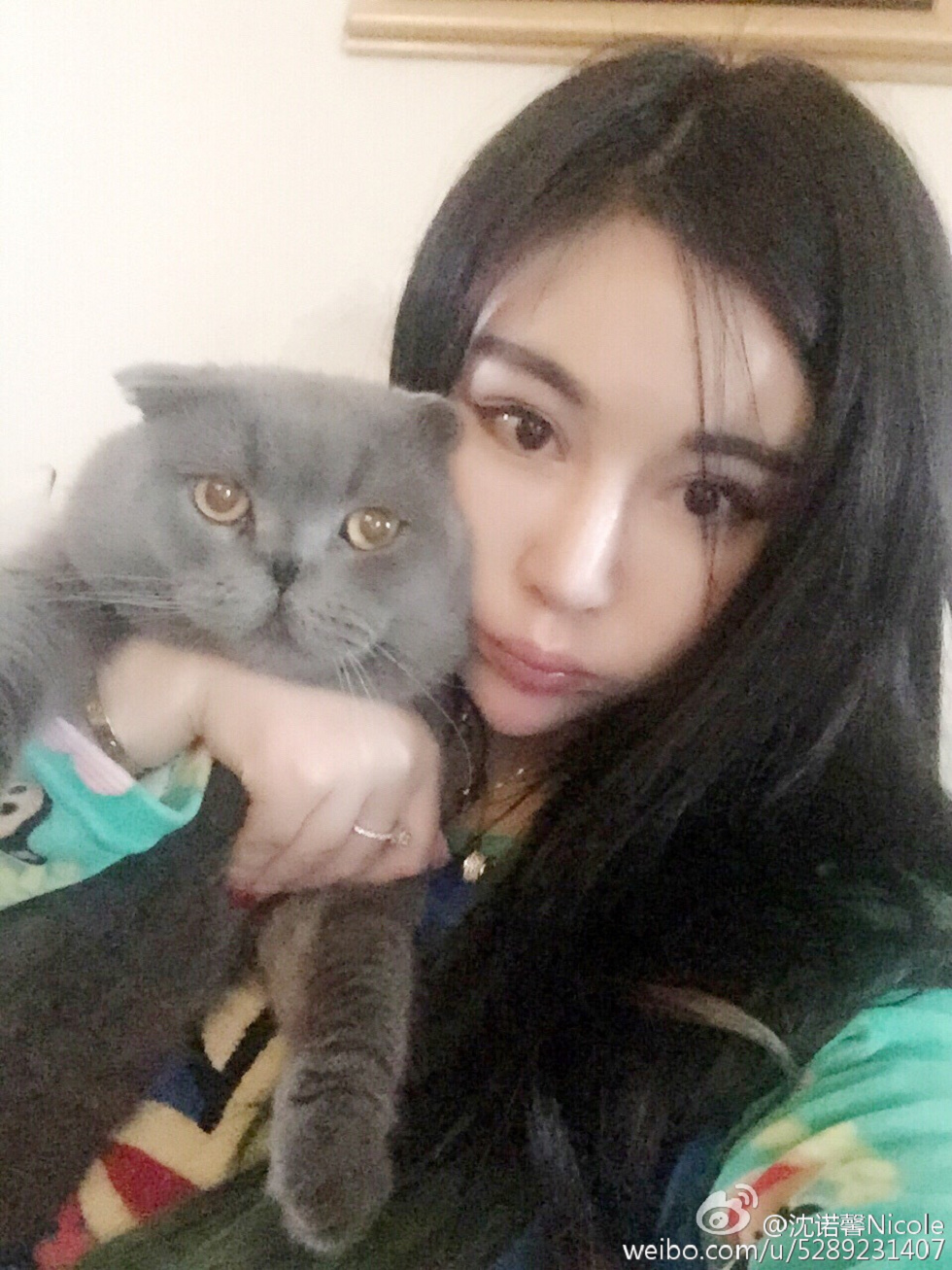 美女嫩模沈诺馨性感S曲线完美身材喷血微博海量写真225P