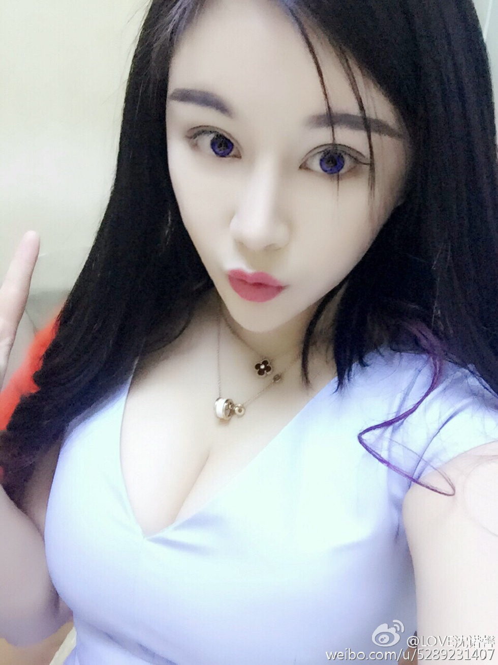 美女嫩模沈诺馨性感S曲线完美身材喷血微博海量写真225P