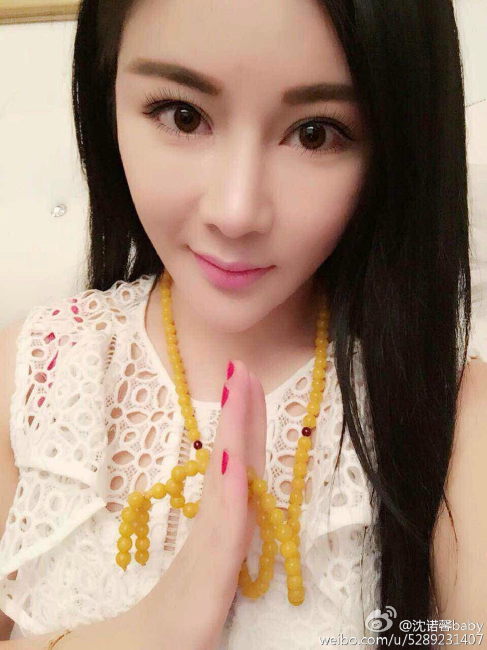 美女嫩模沈诺馨性感S曲线完美身材喷血微博海量写真225P