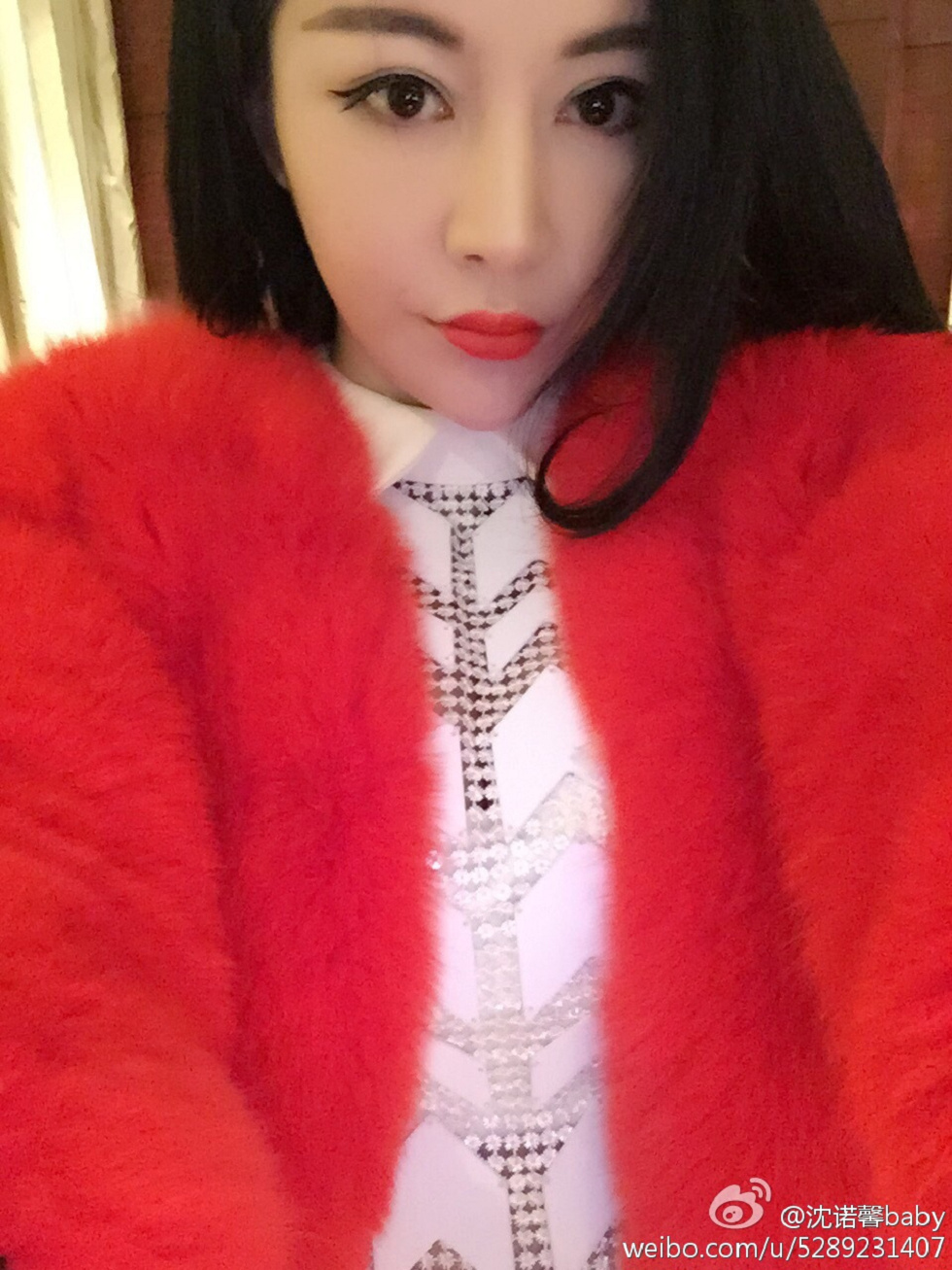 美女嫩模沈诺馨性感S曲线完美身材喷血微博海量写真225P