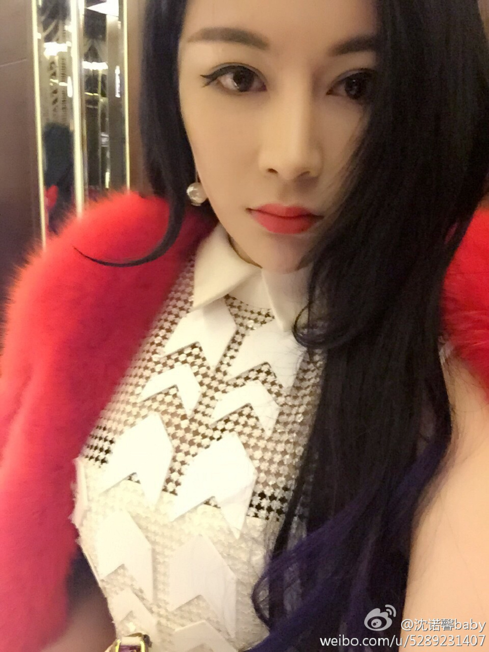 美女嫩模沈诺馨性感S曲线完美身材喷血微博海量写真225P